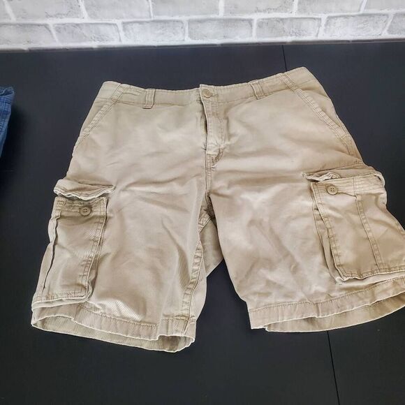 Faded Glory Cargo Shorts - Picture 1 of 9